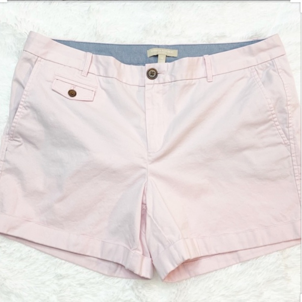 Light Pink Banana Republic shorts size 14 EUC - Picture 1 of 5